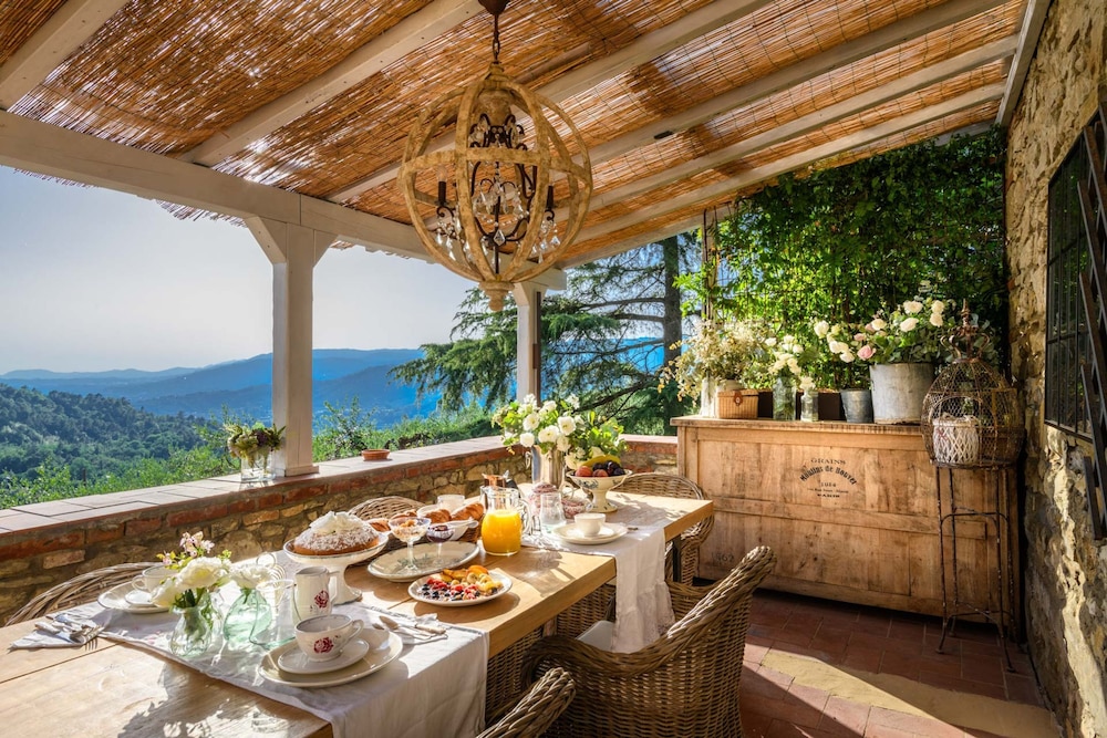Le Due Terre Farmhouse
