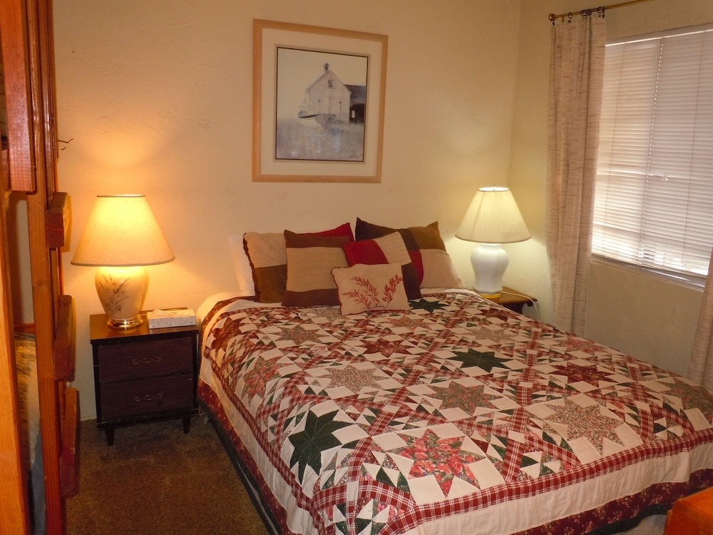 Snow Summit Townhouse Rentals & Sales
