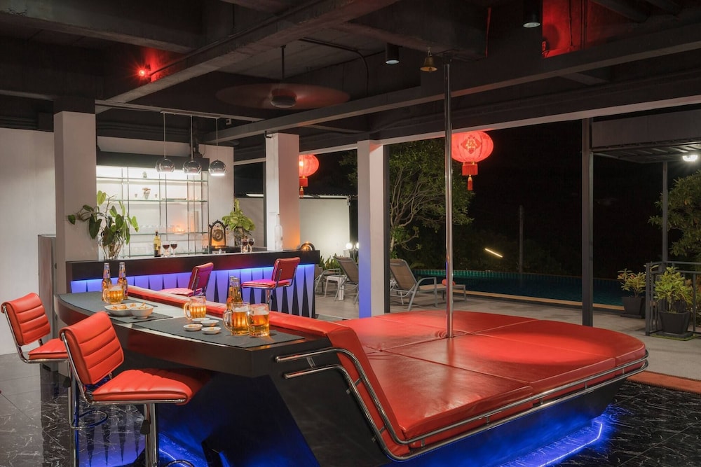 lounge