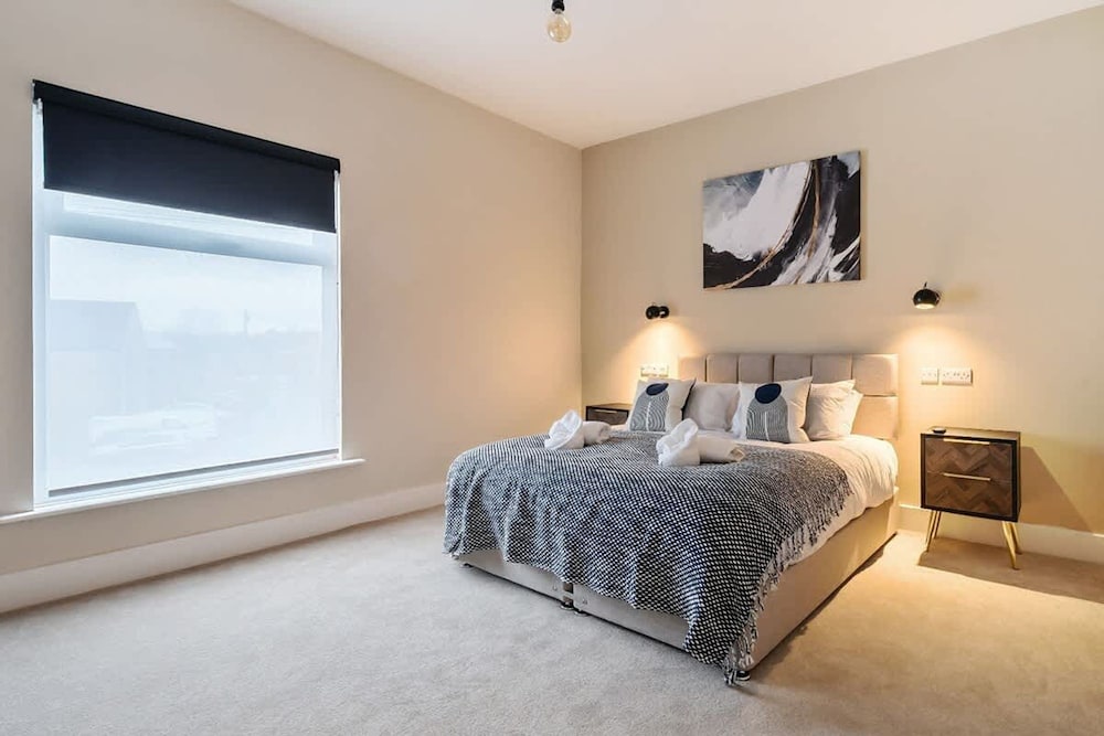 Modern Home Near City Ctre Etihad Co-op Arena