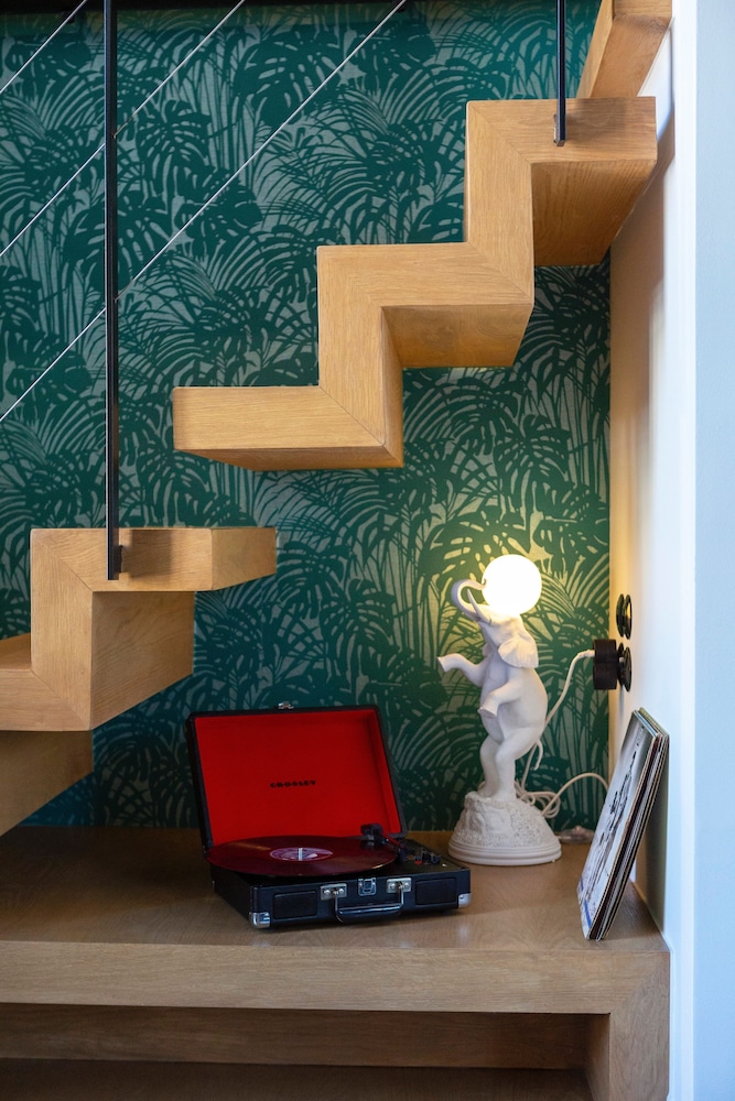 The Foundry Suites