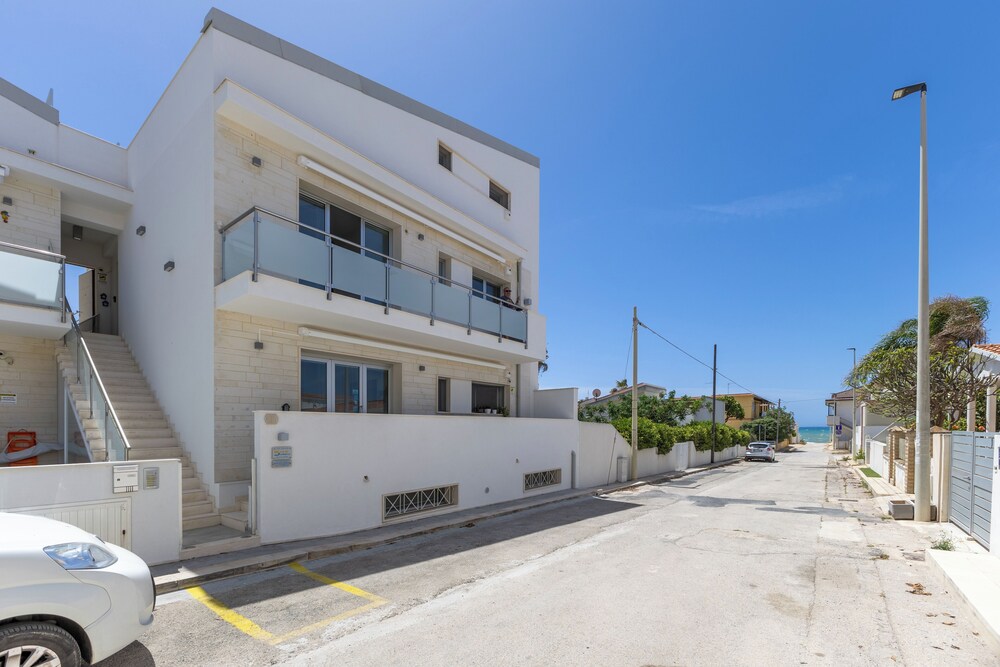 Holiday Home Sogno Siciliano view 4