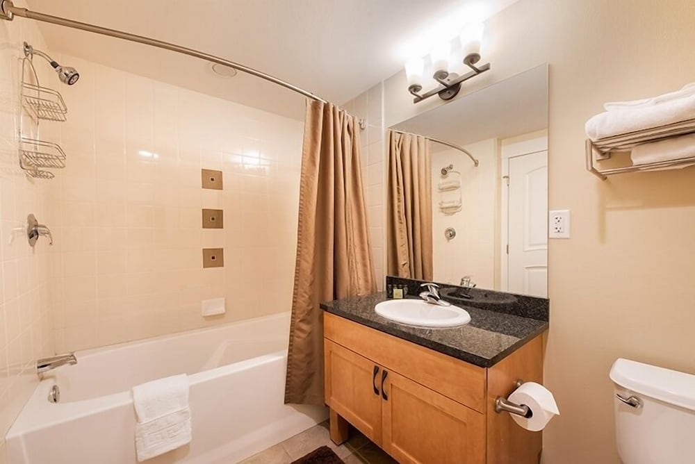 Fraser Crossing/Founders Pointe, Condo 2 bedroom w/ Gondola Access (Value Rated Condo 3402) - Property Image 19