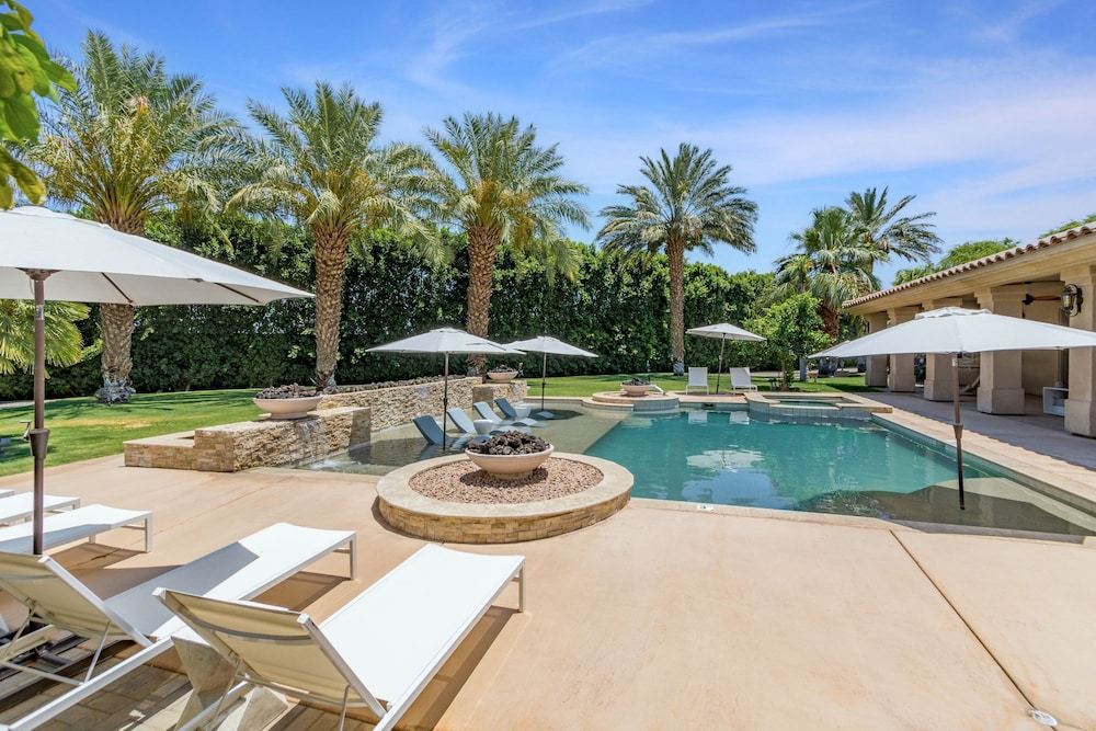 The Date Palm Estate by Avantstay Luxurious Private Retreat