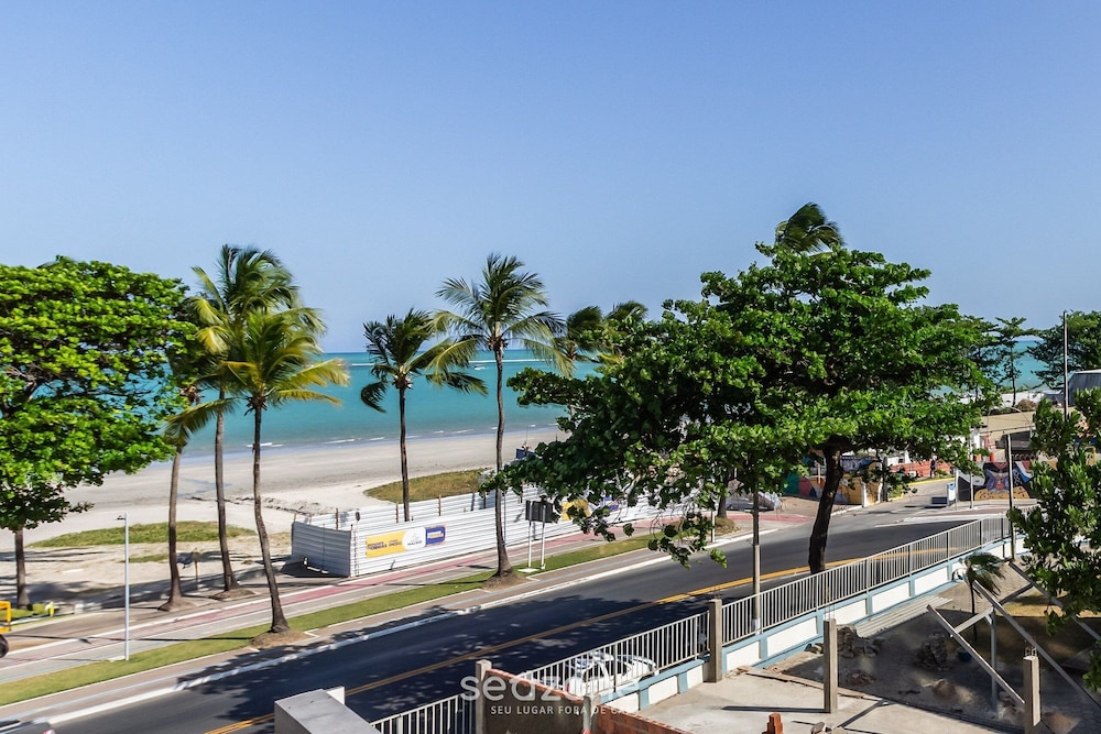 NWTs - Estúdios com Vista Lateral Mar