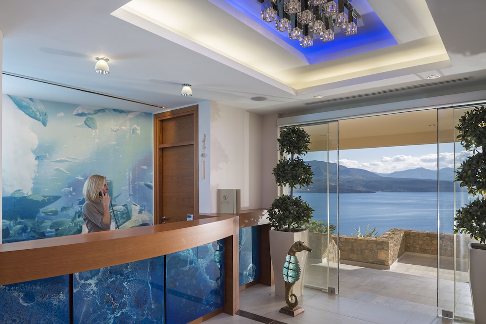 Princess Kyniska Suites photo 2