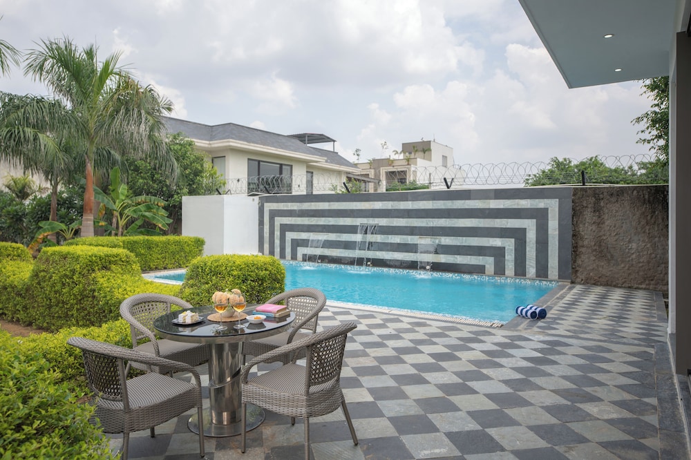 The Nivaas Villa Bonita