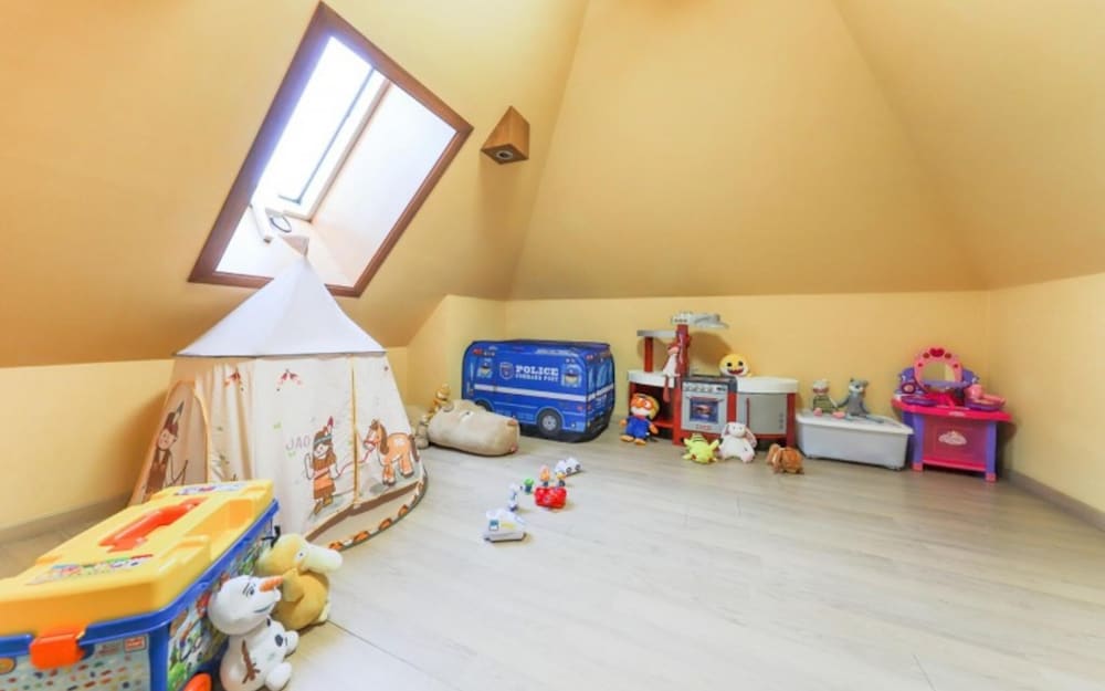 Yangpyeong Weekly Kids Pool Villa view 5