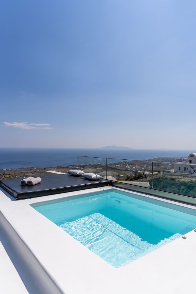 Abrazo Villas