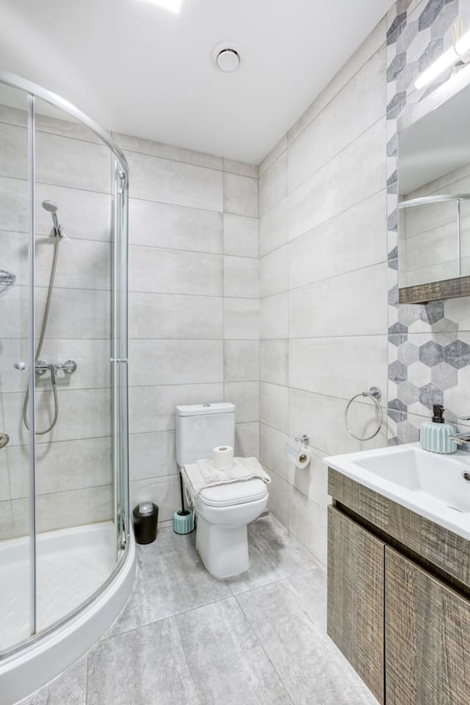 Central Msida Modern Bright Comfortable