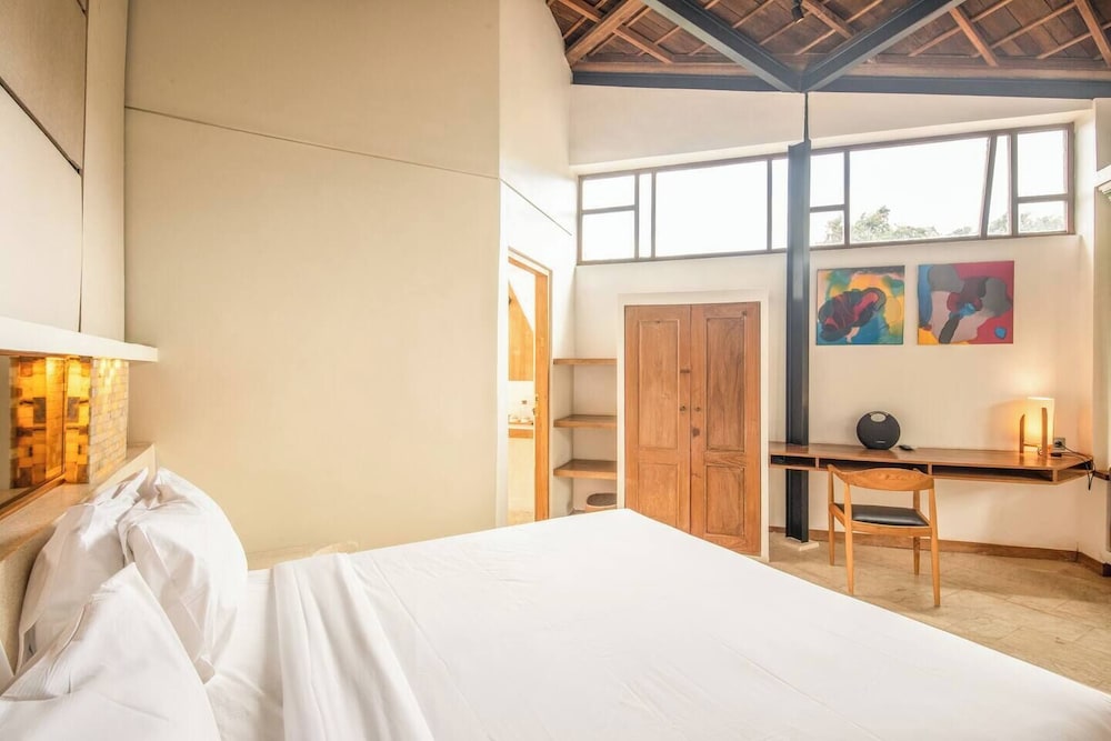 Cozy 1-br Villa, 800m From Echo Beach