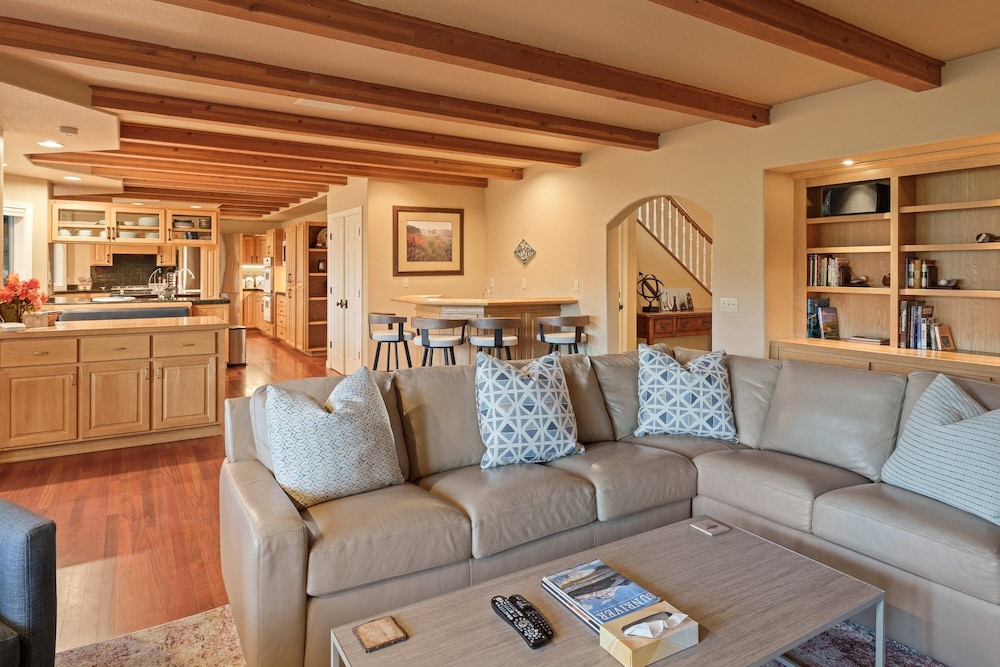 Winners Circle 30 5 Bedroom Home