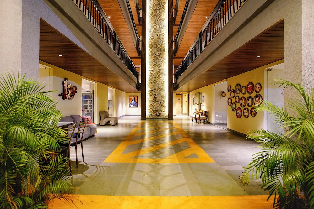 Fabhotel Prime Twin Fountains