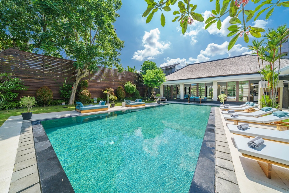 Studio 6 Suites Texas City, Tx - I-45 South - Property Image 2