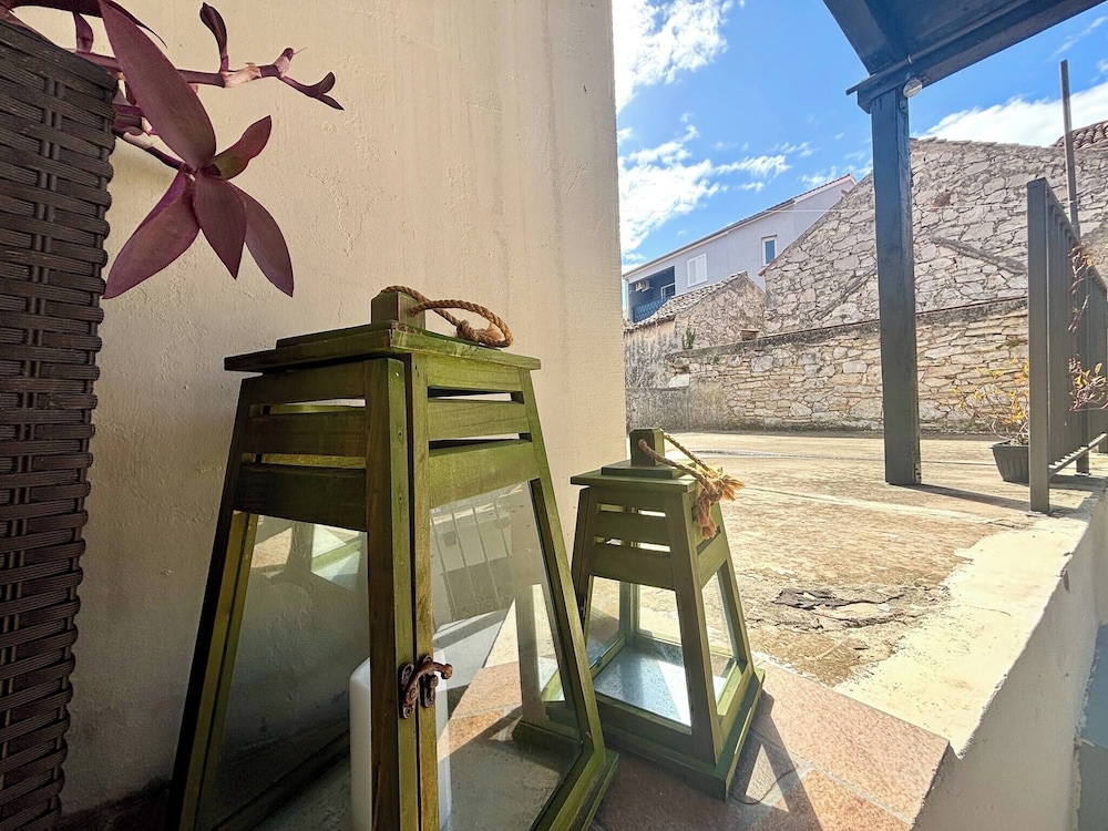 Cozy one Bedroom Apartment Pietra Storica
