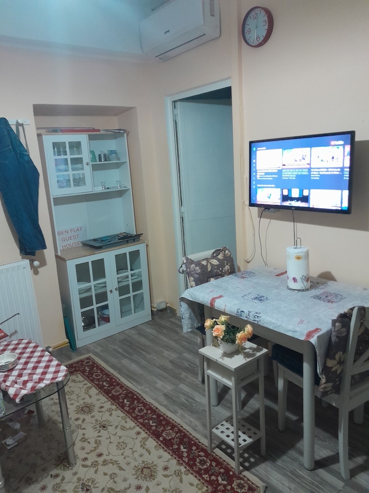 Beautiful 1-bed Apartment in Roma
