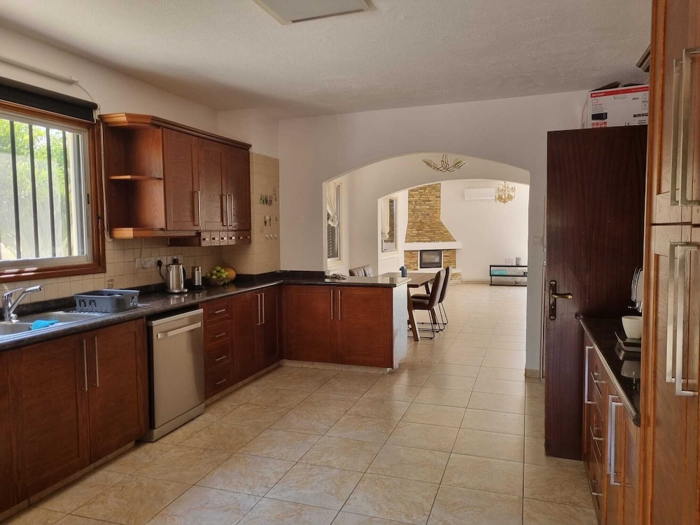 Impeccable 3-bed Villa in Tala - Paphos