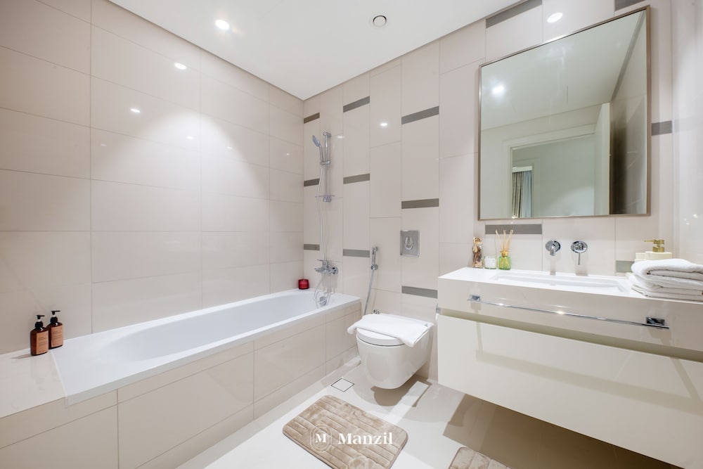 Manzil - Stylish 2BR in Palm Jumeirah W Beach View