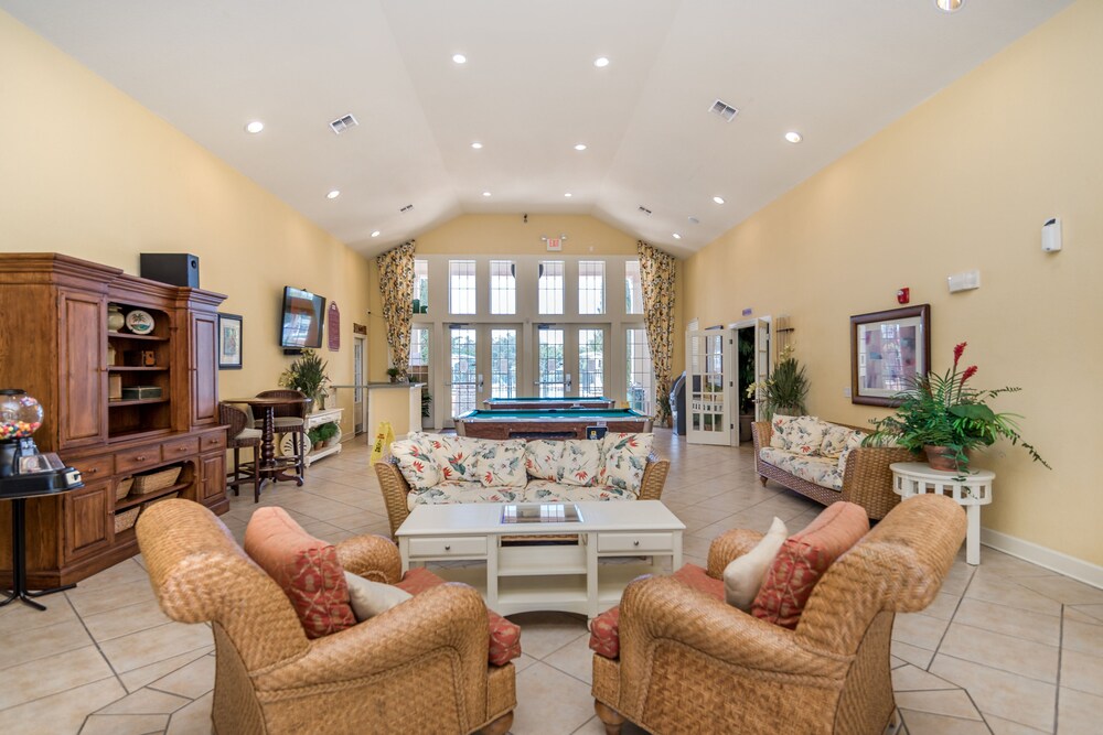 Ec21ha - 3 Bedroom Townhome In Villas at Seven Dwarfs Lane, Sleeps Up To 6, Just 6 Miles To Disney