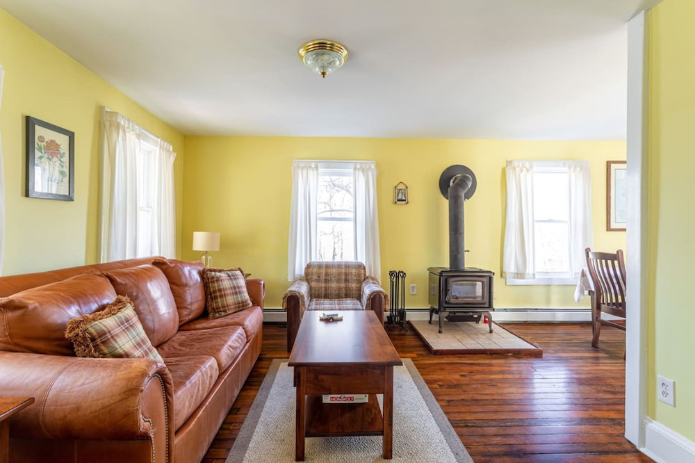 Cozy Easy Access to the Best of the Hudson Valley