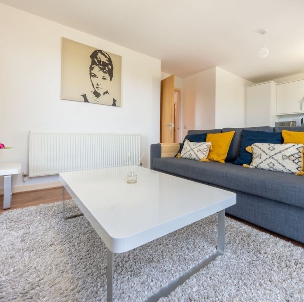Luxurystaylong-sleeps6-freeparking-freegym-terrace