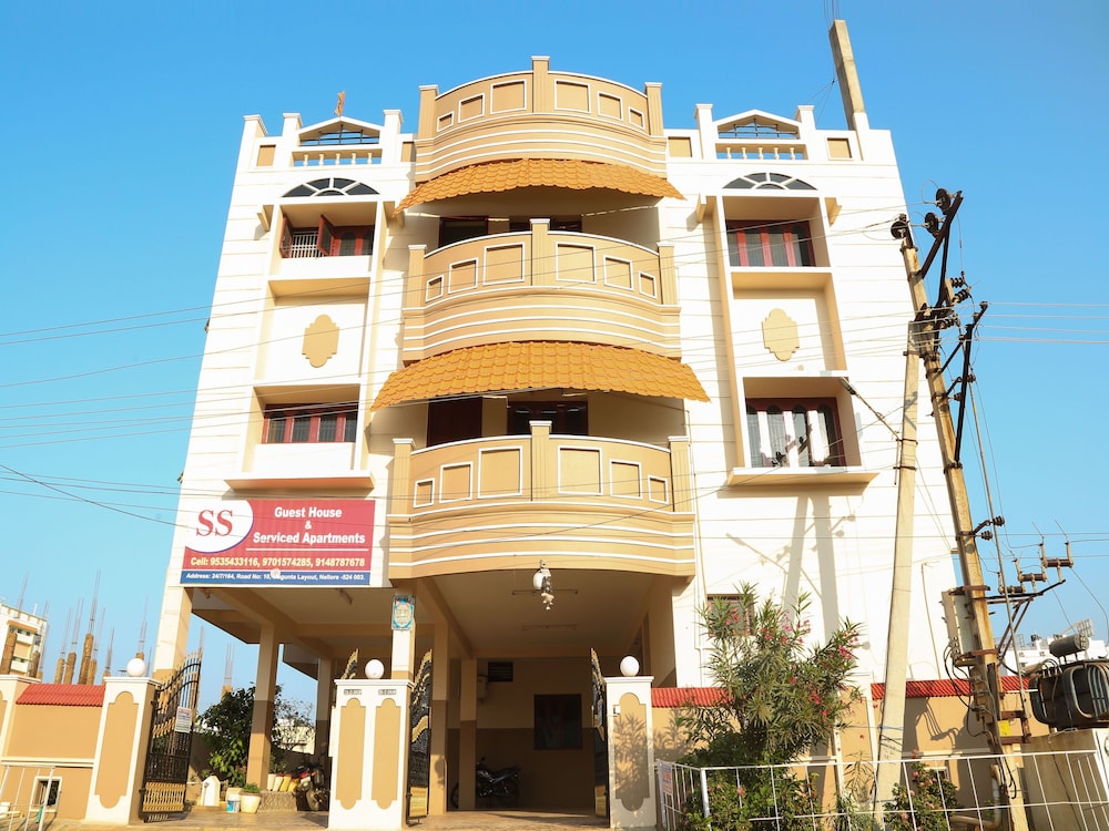 OYO 7141 SS Guest House