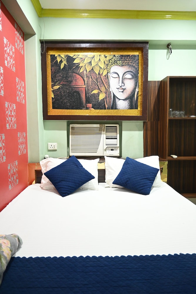 Hotel Aditya