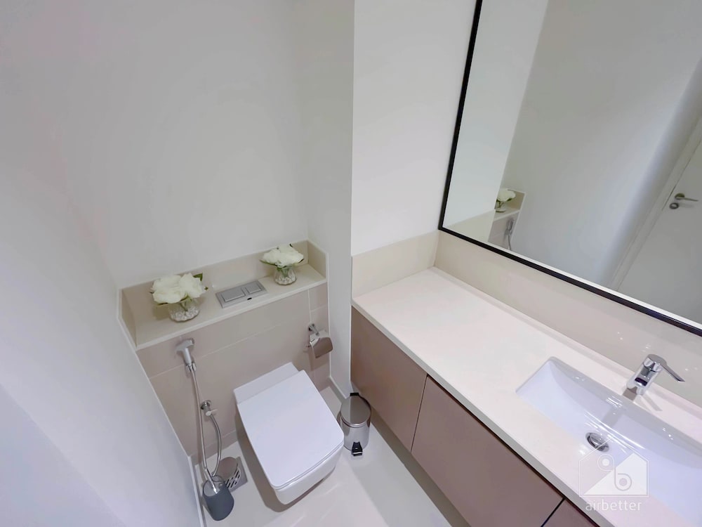 Burj Crown Luxury 3bedroom Balcony & View