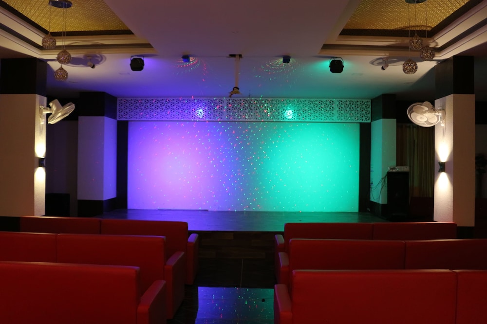 meeting & event spaces