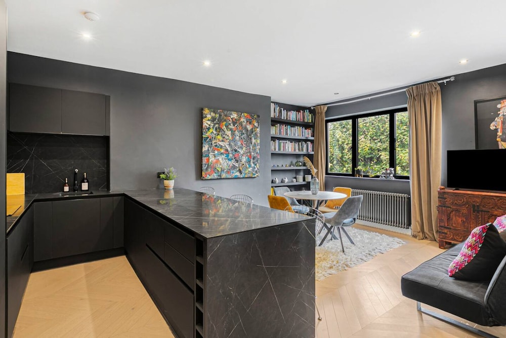 Luxury Kensington Penthouse With Huge Roof Terrace