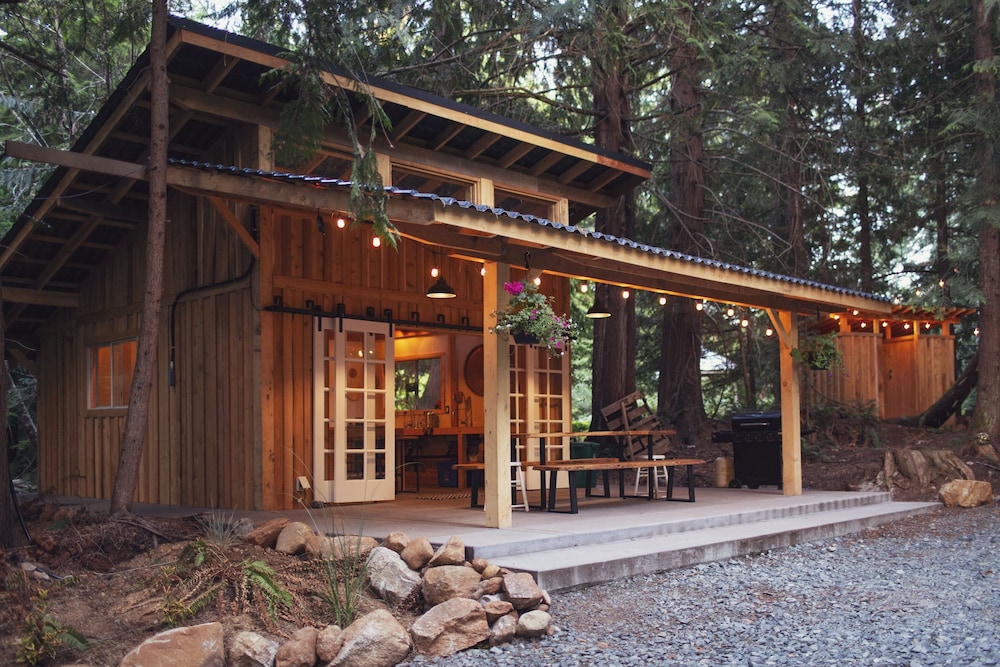 Heartwood Retreats