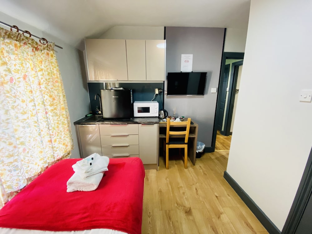 Oxford Vacations - Hollybush Guest House - Property Image 29