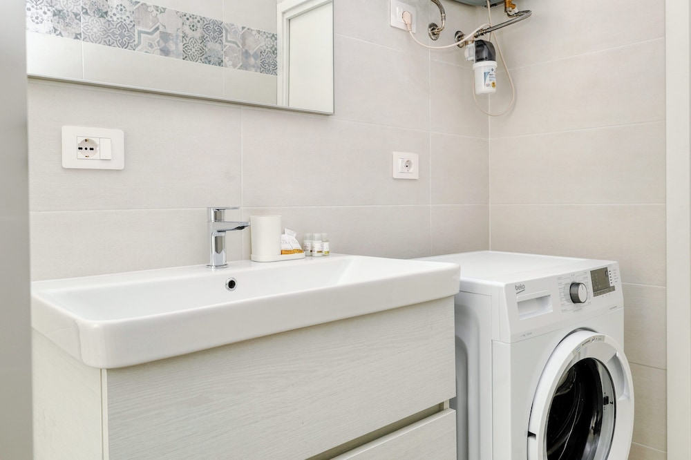 JOIVY Charming 2BR Flat near City Life