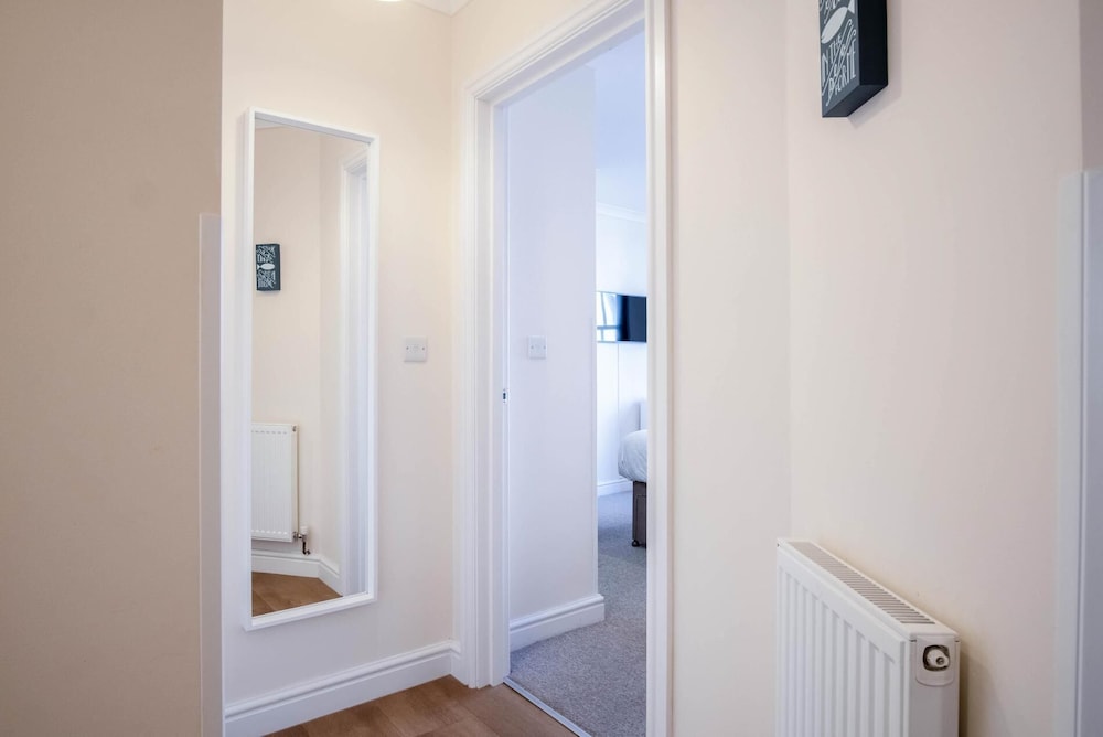 Skokholm Apartment - 3 Bedroom Apartment - Tenby