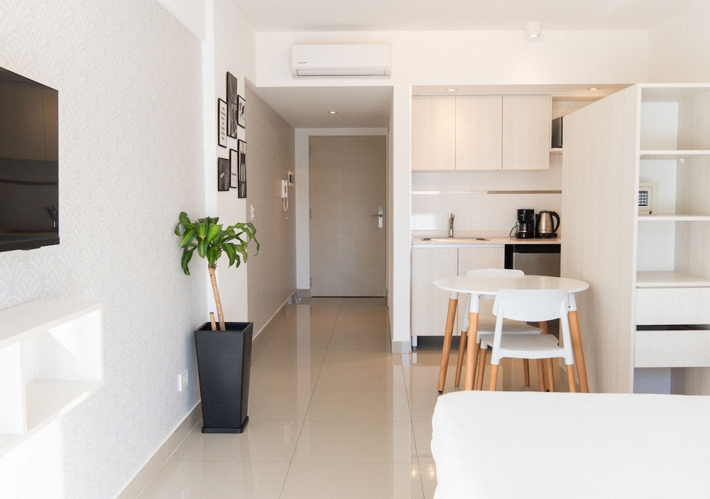 La Cisterna by DOT Suites