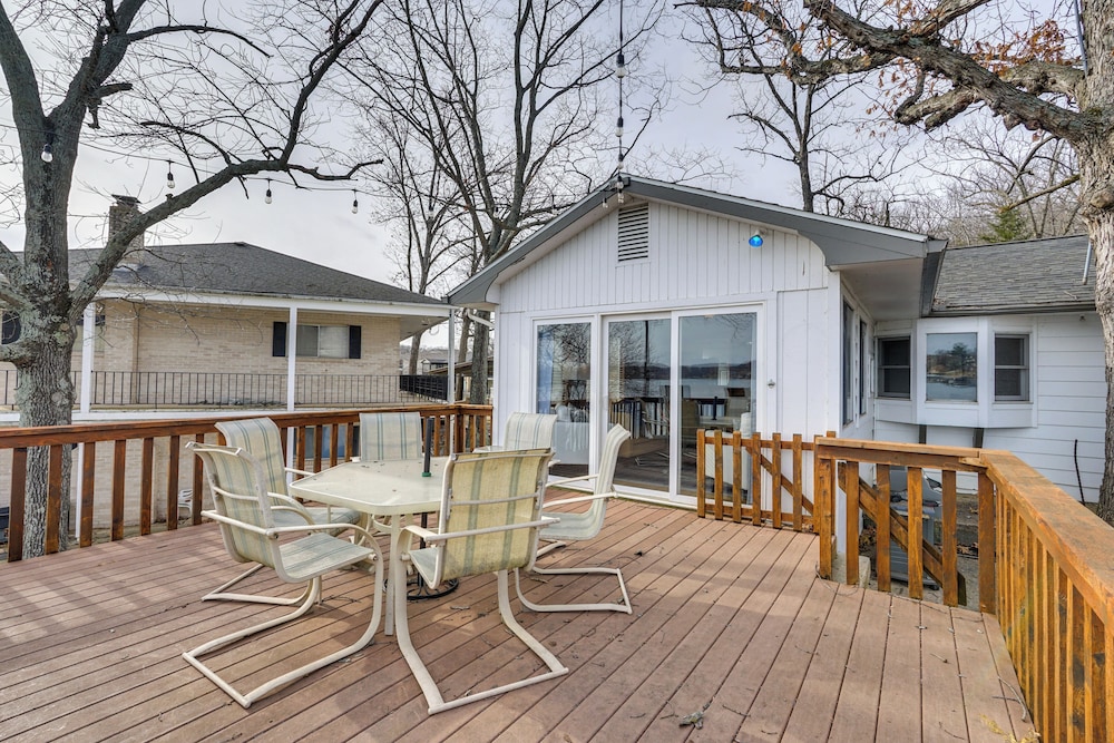 Sunrise Beach Lake House w/ Water Views & Dock!
