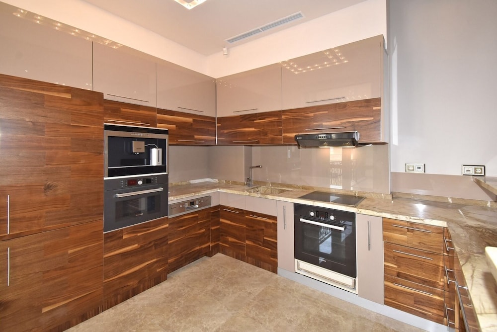 North Ave. Apartments by Luxe Group HH55