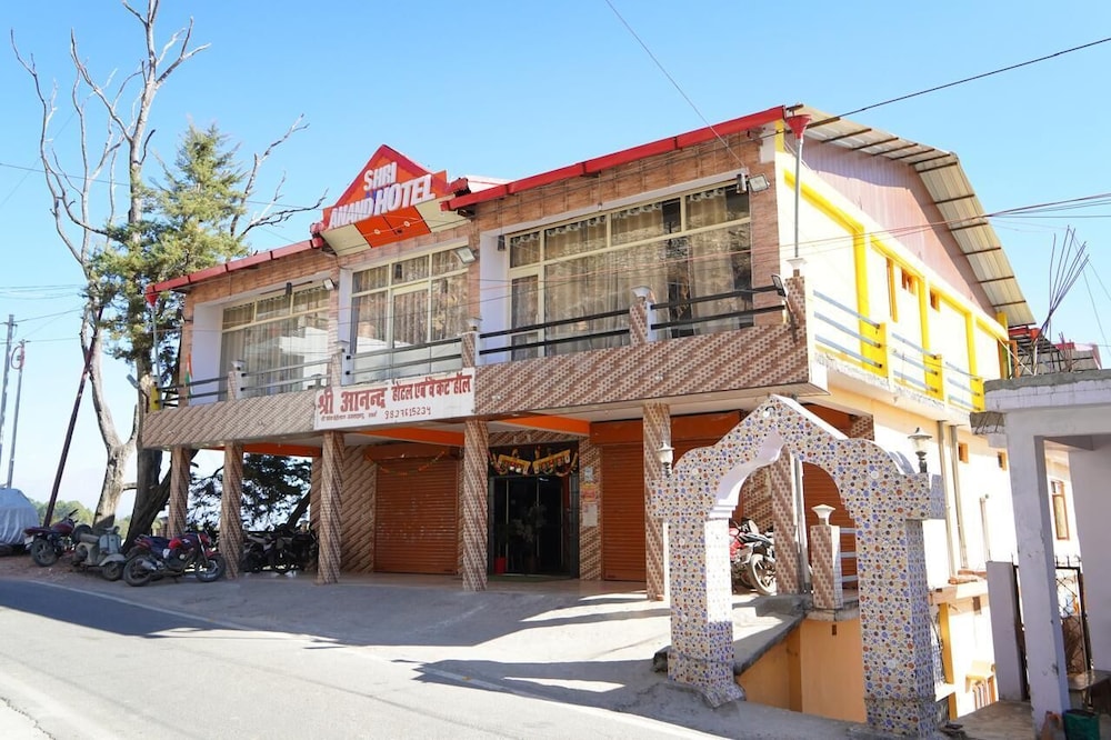 New Shri Anand Best Hotel Berinag
