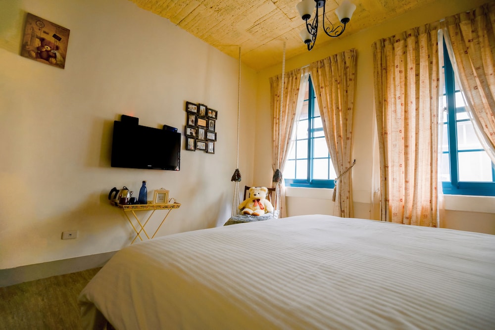 Rabbit house hotel