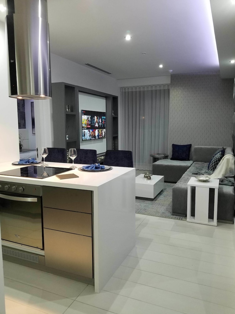Luxury Residence Suites Design Style view 2