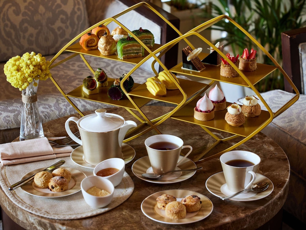 Sofitel Dubai The Palm Resort & Spa