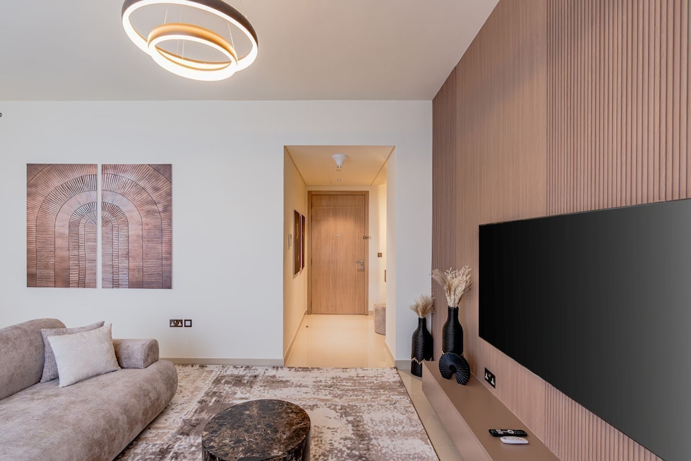 Sophisticated Interior near Hayat Beach