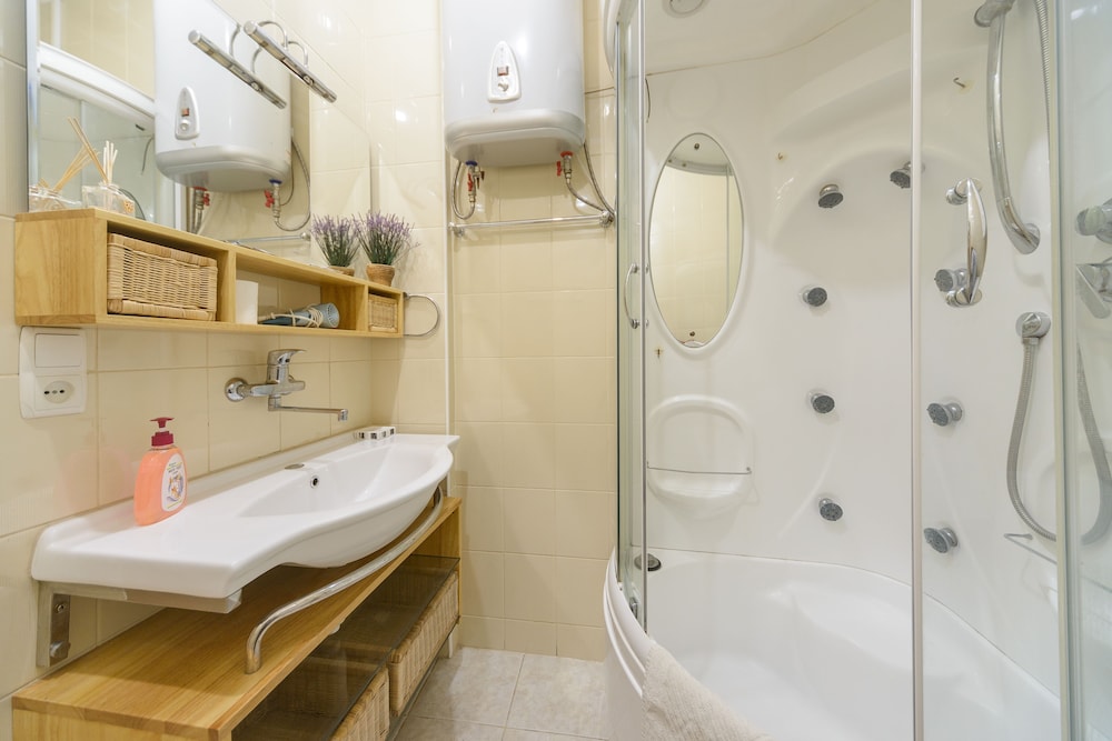 Kiev Accommodation Hotel Service