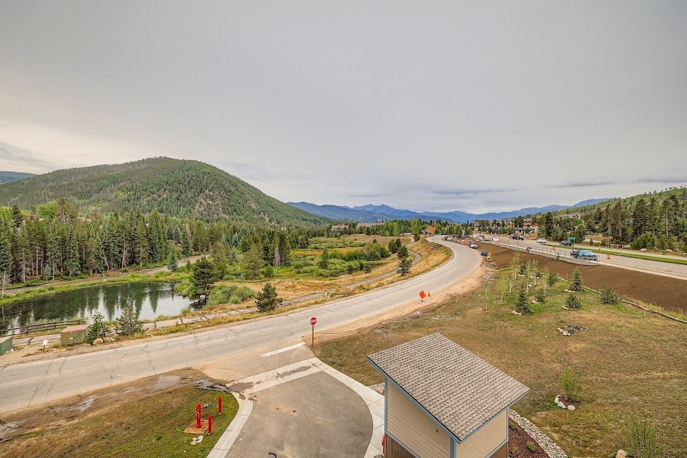 305 Brightwood At Keystone 2 Bedroom Condo