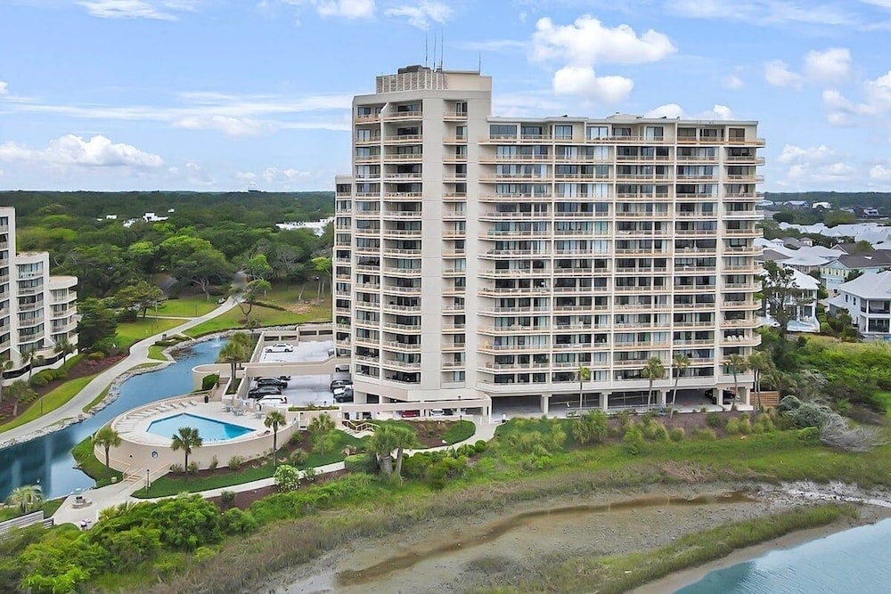 Ocean Creek North Tower F11 2 Bedroom Condo