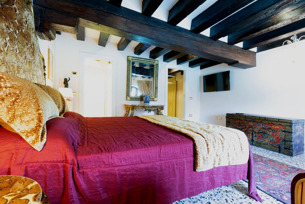 Granda Sweet Suites