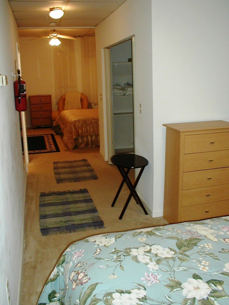 Columbia Vacations - The Columbia Inn at Peralynna Manor - Property Image 72