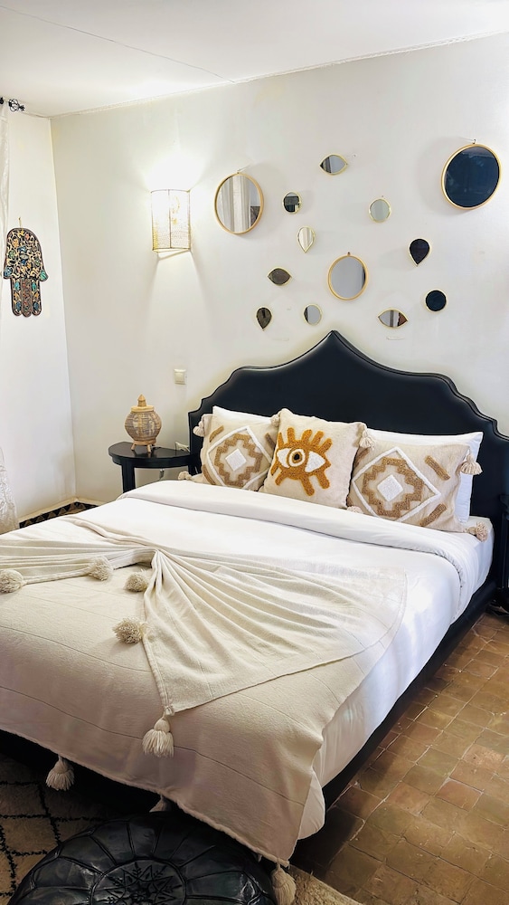 Riad basidi