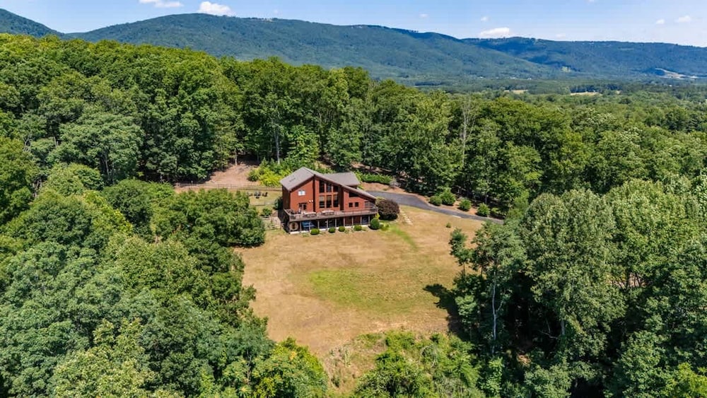 Love Afton Cabin - Family Home