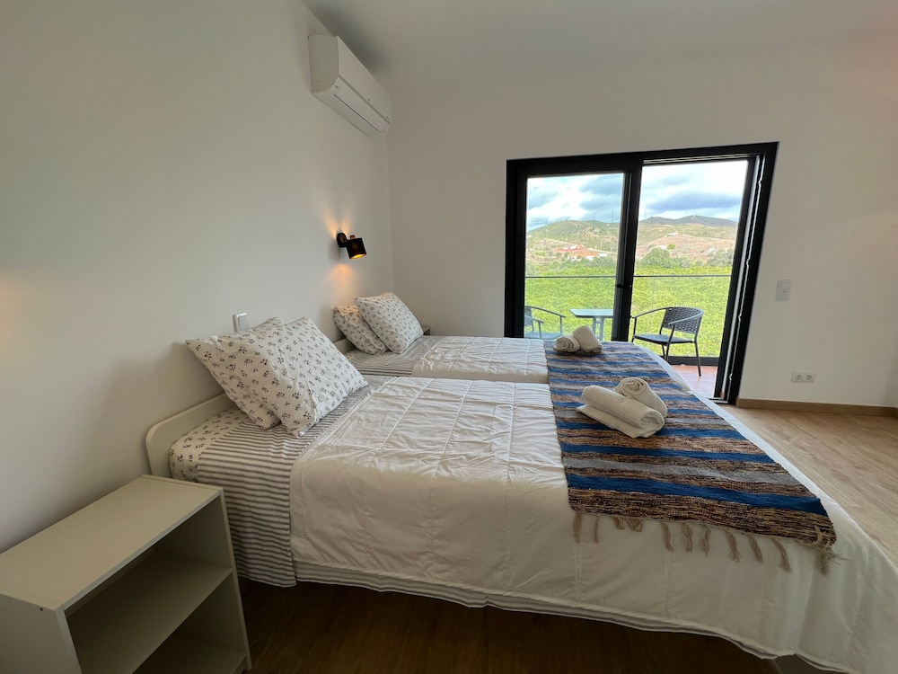 Golden Oasis Retreat in Silves